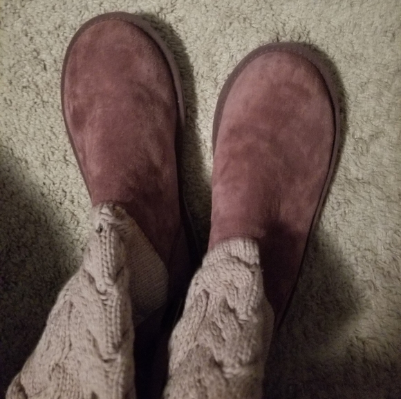 Ugg Boots - Picture 2 of 3